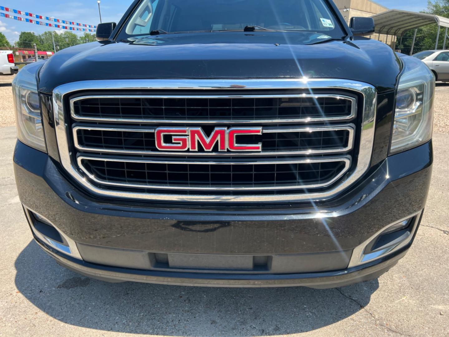 2016 Black /Black GMC Yukon XL SLT (1GKS1GKC9GR) with an 5.3L V8 engine, Automatic transmission, located at 4520 Airline Hwy, Baton Rouge, LA, 70805, (225) 357-1497, 30.509325, -91.145432 - 2016 GMC Yukon XL SLT 5.3 V8 Gas, 173K Miles, Heated & Cooled Leather Seats, 8 Passenger Seating, Sunroof, Dual DVD, Backup Camera, Power Windows, Locks & Mirrors, Cold A/C, Tow Pkg. FOR INFO PLEASE CONTACT JEFF AT 225 357-1497 CHECK OUT OUR A+ RATING WITH THE BETTER BUSINESS BUREAU WE HAVE BEEN A - Photo#2